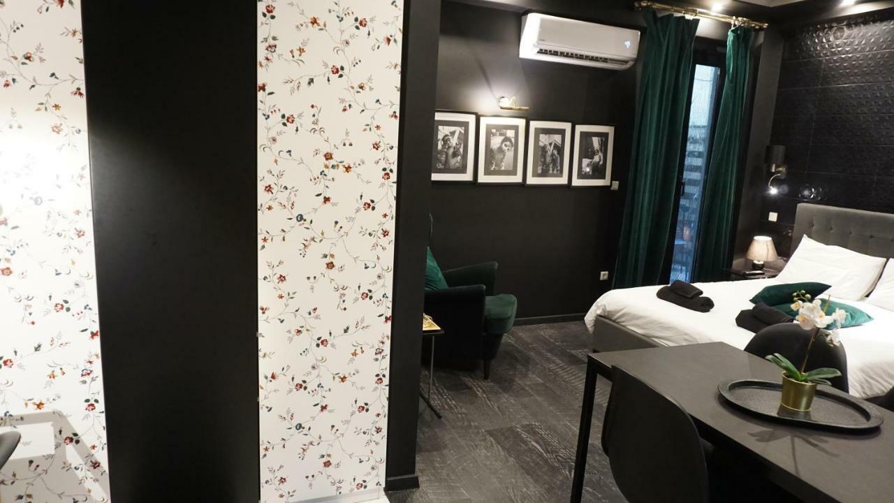 Exclusive Design Studio With Yard 아테네 외부 사진