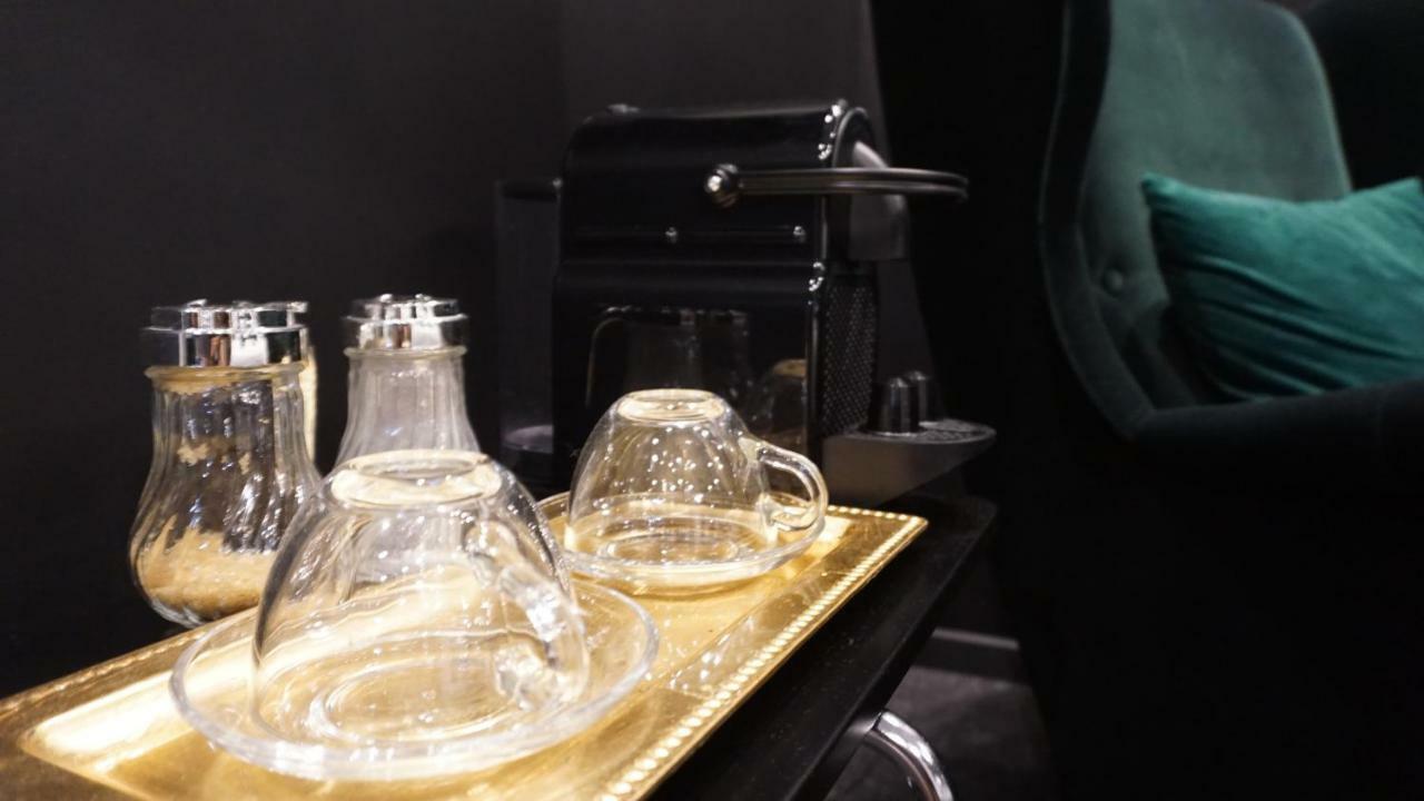 Exclusive Design Studio With Yard 아테네 외부 사진